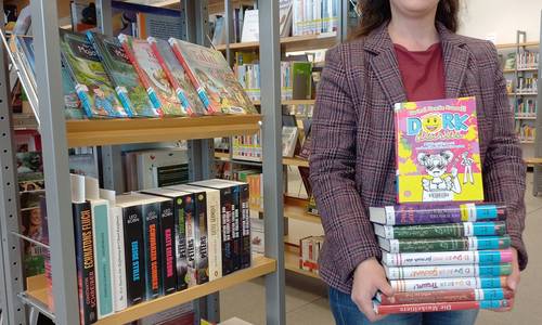 Katharina Becker-Busse in der Stadtbücherei