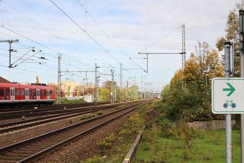 Bahnlinie teilt Langen