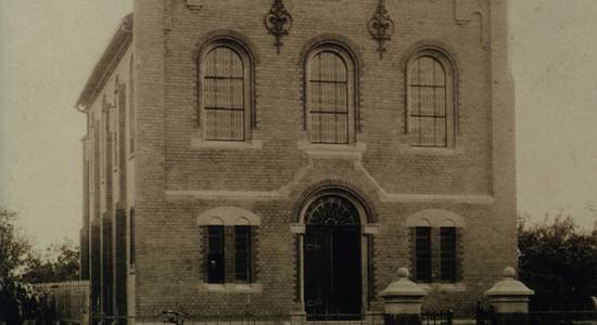 Historisches Foto der alten Langener Synagoge an der Dieburger Straße. synagoge