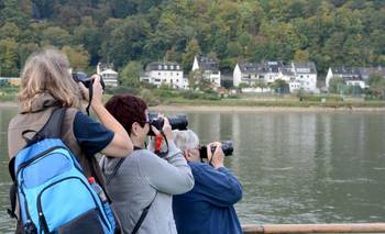 haltestelle medienzentrum fotografieren