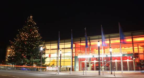 Weihnachtsbaum Neue Stadthalle 2025